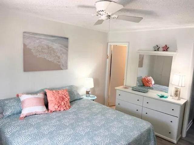 3-bedroom, 2-bath In Ocean Steps To The *